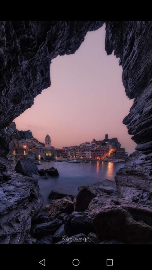 Affittacamere Benedetta E Isabelle Vernazza Bagian luar foto