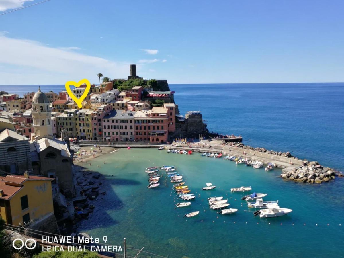 Affittacamere Benedetta E Isabelle Vernazza Bagian luar foto