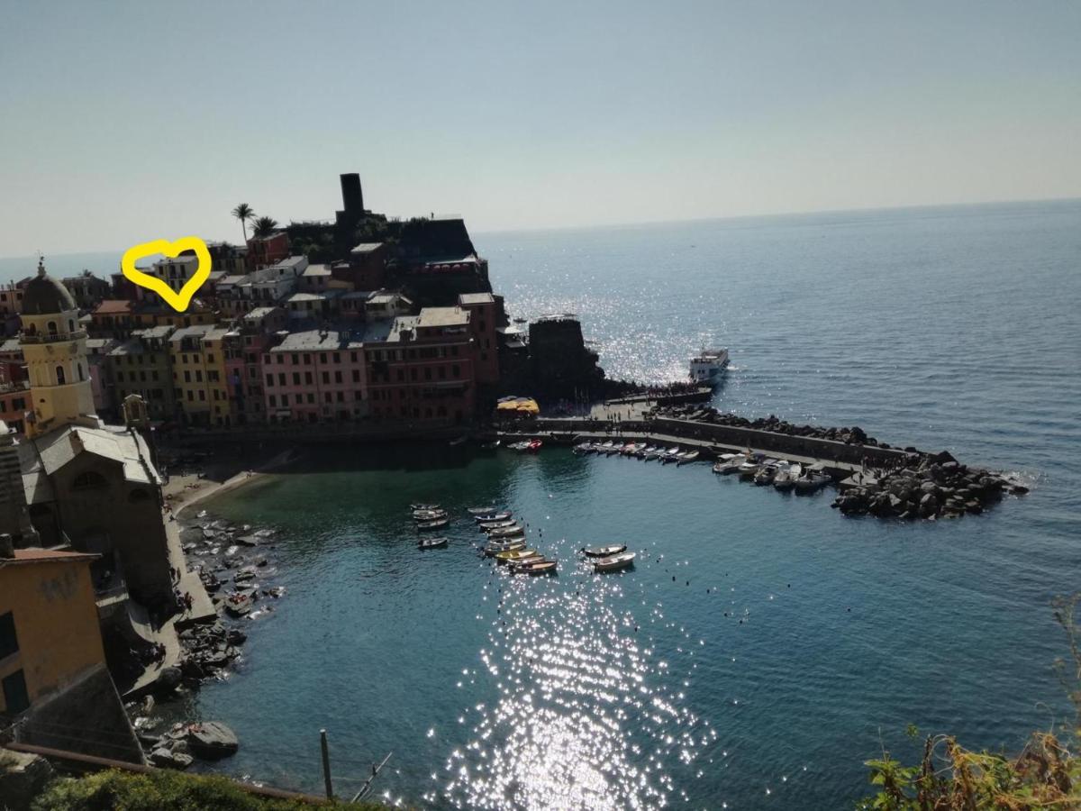 Affittacamere Benedetta E Isabelle Vernazza Bagian luar foto